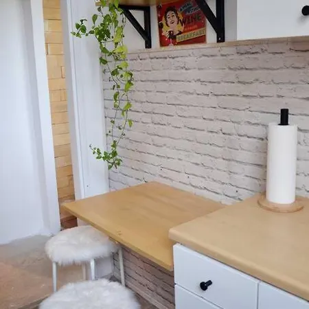 Urocza Kawalerka W Centrum Wroclawia Apartment